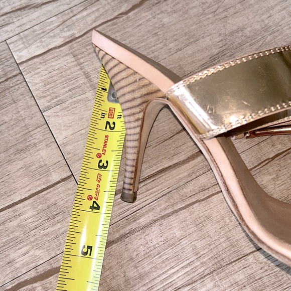 Giuseppe Zanotti $895 Metallic Double Buckle Strap Sandal, 6.5 - Picture 8 of 16